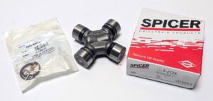 UNIVERSAL JOINT 28.5 x 92 & 27 x 92